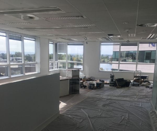 Protection des sols et espaces pendant rénovation de bureaux